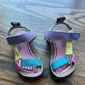 The WALKIE TALKIE MIAMI Kids Sandals